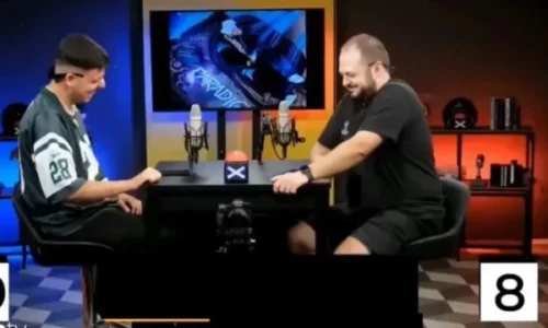 Turqia burgos komedianin dhe reperin për një shaka të vlerësuar si fyese ndaj Islamit