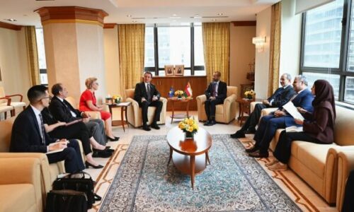 Kurti e Gërvalla në ShBA takohen me një ministër të Jashtëm të Omanit