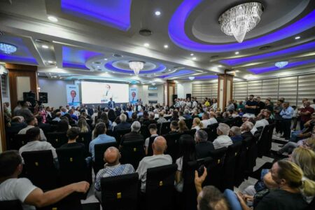 Krasniqi në Klinë dhe Malishevë: Më 12 tetor bëhuni bashkë, shkoni te kutitë e votimit dhe votoni numrin 191