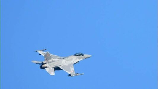 Polonia thotë se deri në katër nga 19 dronë rusë u rrëzuan pasi hynë në hapësirën ajrore