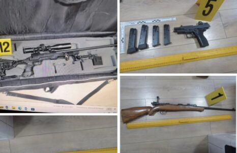 Policia sekuestron armë dhe municione në Mitrovicën e Jugut