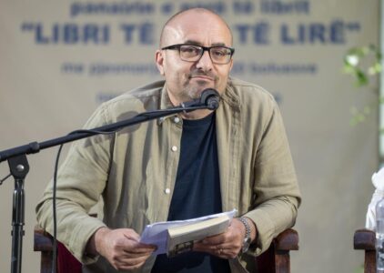 Dy tregimet e mëdha të Kosovës: Ibrahim Rugova dhe UÇK-ja