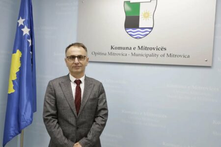 Arrestohet zyrtari i komunës së Mitrovicës, dyshohet se i shkaktoi dëm buxhetit