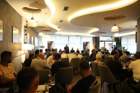 Ardian Gjini viziton Bashkësitë Lokale në Gjakovë: Gati të mbyllim faza të rëndësishme infrastrukturore