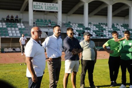 Tahiri viziton Trepën’ 89: Premton fushë moderne dhe mbështetje për të rinjtë