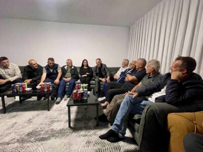 Besnik Osmani i LDK-së viziton familjen Rushiti në Sllatinë: Sakrifica e tyre është një kujtim i gjallë për të gjithë