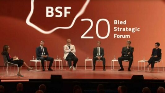 Komisionerja për Zgjerim: Shqipëria mund të anëtarësohet në BE në vitin 2029