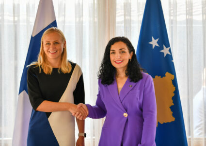 Kryesuesja e OSBE-së sot në Kosovë, takohet me Presidenten Osmani