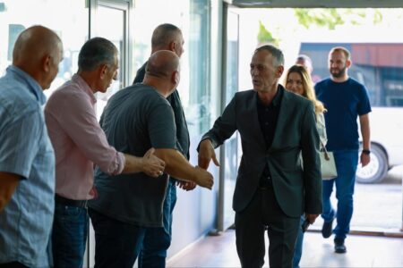 Besnik Osmani merr përkrahje nga qytetarët e Fushë Kosovës: Dëshmi drejt qeverisjes efektive