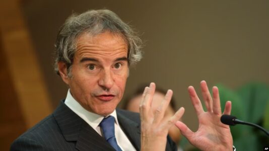 Grossi paralajmëron për rreziqet e një bote me 25 fuqi bërthamore