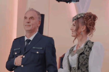 Me uniformë ushtarake, Limaj përcjell vajzën në kanagjegj