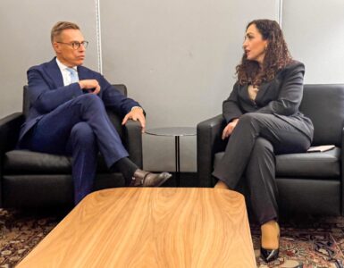 Osmani takohet me presidentin e Finlandës: Folëm për zhvillimet e sigurisë në Evropë