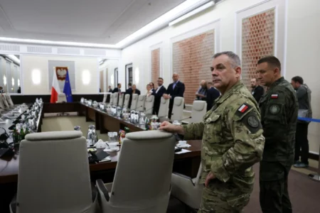 NATO përgatit përgjigje ushtarake ndaj incidentit me dronë në Poloni