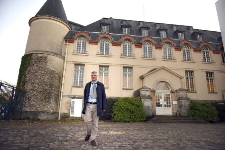 Fotografi i ish presidentit: Historia dhe liria ka emër, Hashim Thaçi me shokët në Hagë