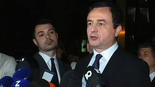 Nga Qeveria s’e marrin vesh goditjen e SHBA-së, thonë se “jemi  partneri më serioz i Amerikës”