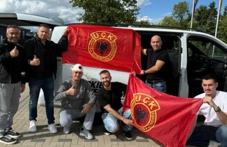 Një grup protestuesish nga Kosova nisen për Hagë