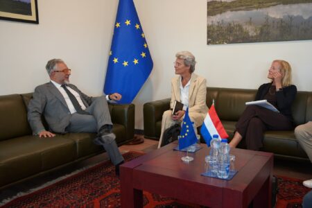 Barbano thekson rëndësinë e kontributit të Holandës në EULEX