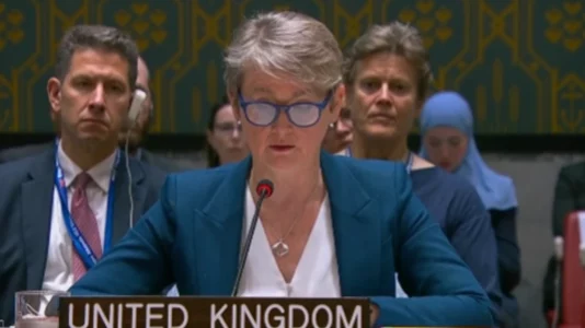 Sekretarja britanike: Ne dhe NATO do të përballemi me aeroplanët rusë ‘nëse duhet’ në qiellin e Evropës