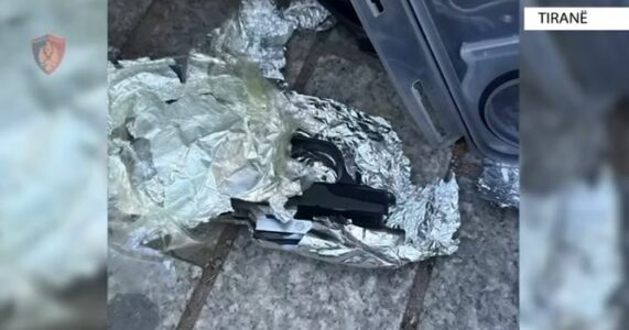 Goditet grupi i trafikimit të armëve nga Shqipëria drejt Anglisë