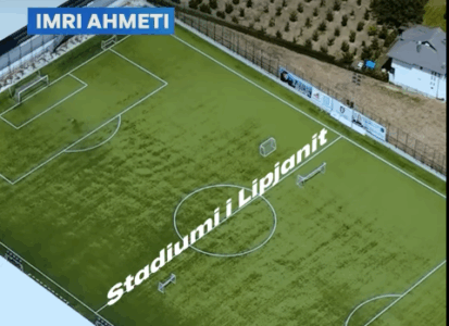 “Përtej fjalëve, për sportin” Ahmeti prezanton stadiumin e qytetit dhe dy stadiume të reja të ndërtuara në Komunën e Lipjanit