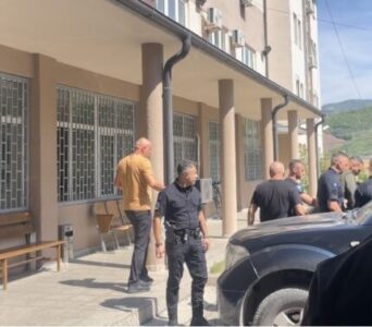 Caktohet masa e paraburgimit për policin e Njësisë Speciale, i dyshuar për keqpërdorim të detyrës