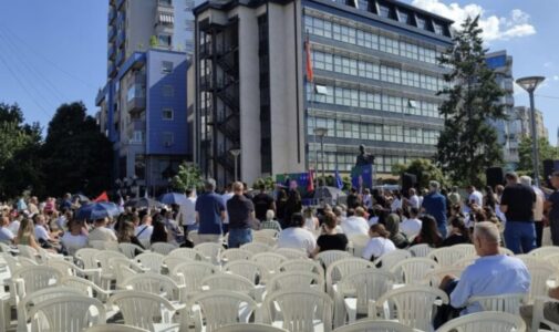 Karriget e boshatisura në tubimin e Faton Pecit, mitrovicasit ‘bojkotojnë’ ish-ministrin