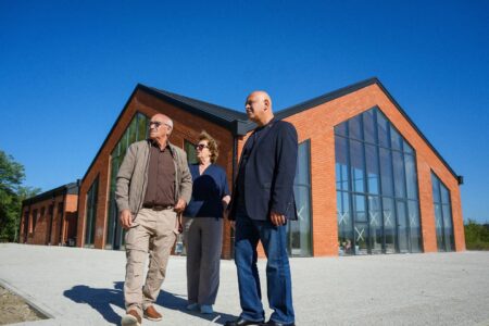 Gjini viziton punimet në objektin për qëndrimin ditor për pensionistët