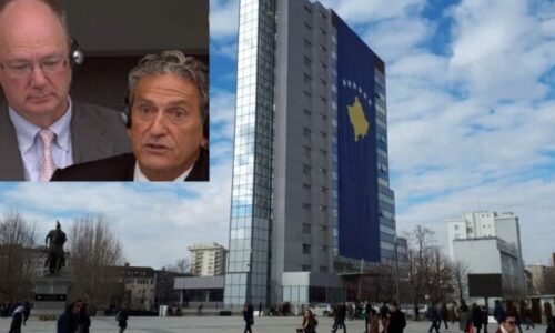 Krerët e shtetit kritikohen për mosreagim institucional pas dëshmisë së James Rubin dhe Paul Williams në Hagë