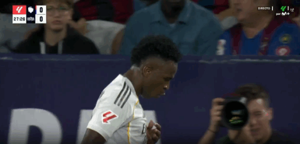 Super gol nga Vinicius, Real Madrid në avantazh ndaj Levantes