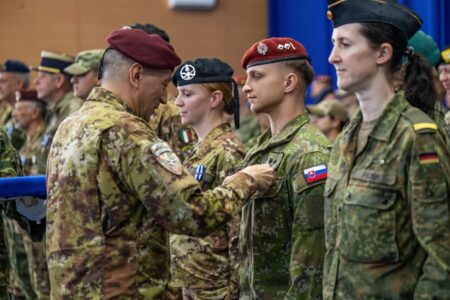Barduani nderon me medalje ushtarët që kontribuuan në stabilitetin e Kosovës