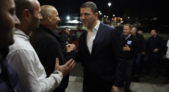 Memli Krasniqi në Vushtrri: Feriti nuk ka bërë dallime, vushtrriasit do ta votojnë për ta vazhduar punën për katër vitet e ardhshme(VIDEO)