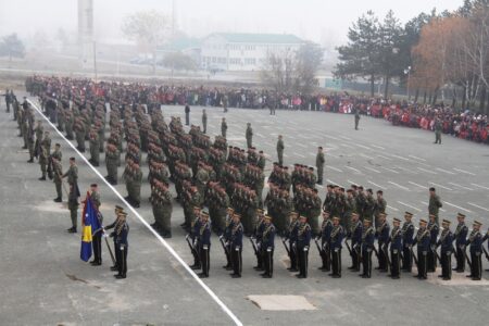 Duncan qesh kur i shfaqet incizimi ku Thaçi tregonte pse emri i Çekut ishte zëvendësuar me emrin e tij në marrëveshjen e demilitarizimit