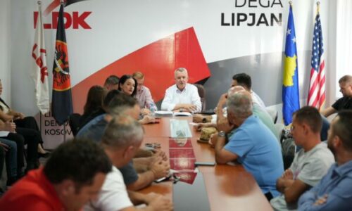 Imri Ahmeti zhvillon takim me Shtabin e Degës së LDK-së në Lipjan: Do dalim para qytetarëve me program të qartë