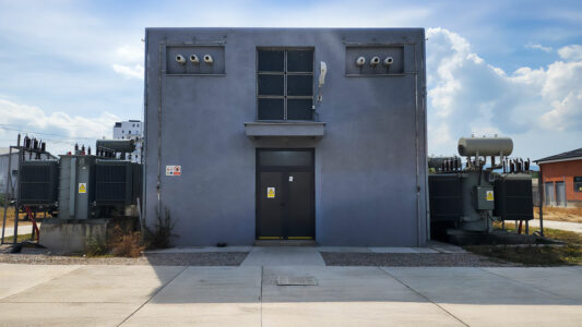 KEDS po dyfishon kapacitet e rrjetit elektrik në Ferizaj