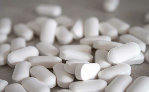 FDA reagon për lidhjen e mundshme midis autizmit dhe paracetamolit