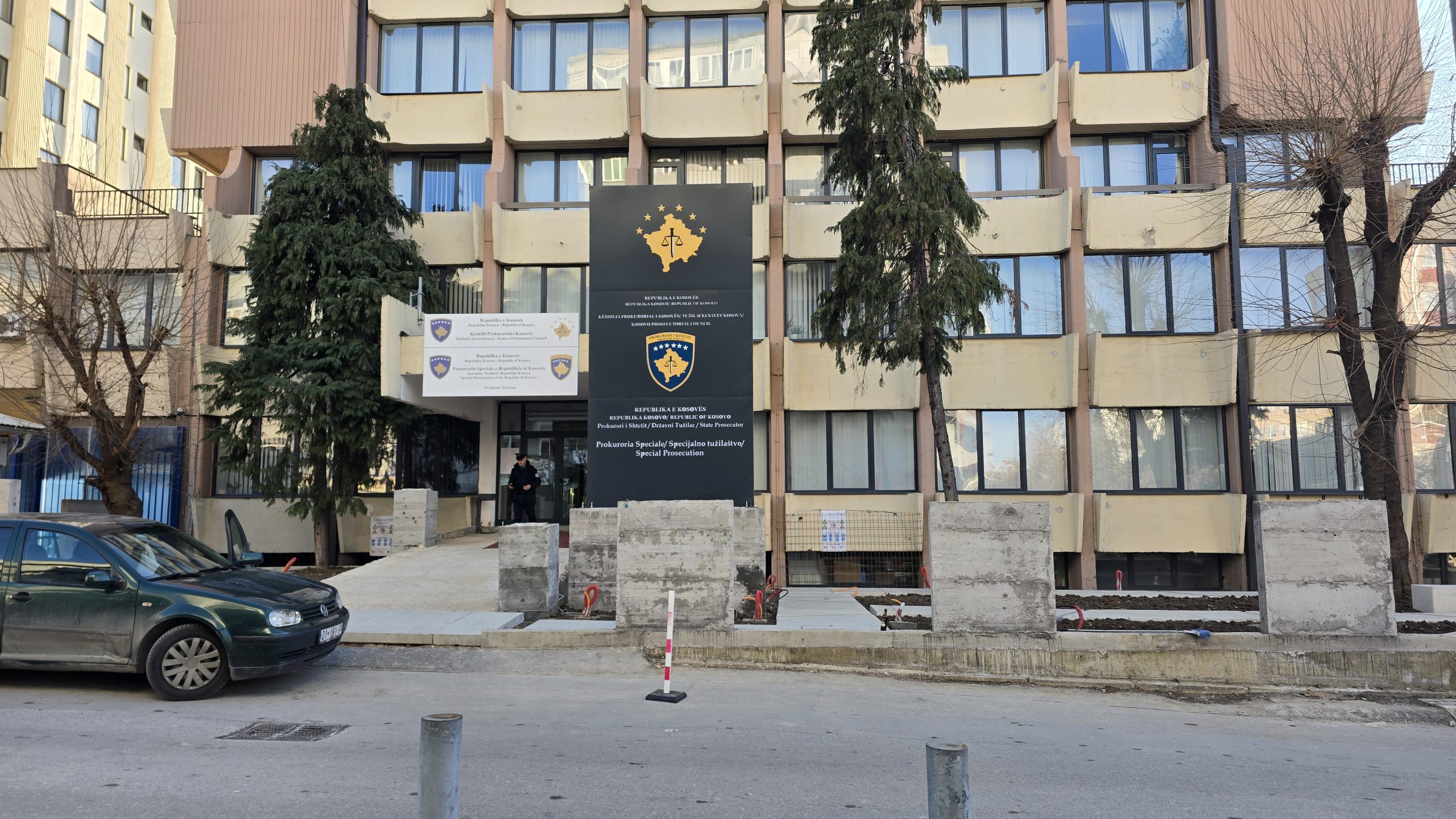 Dogji pesë shqiptarë në shtëpi gjatë luftës  aktakuzë ndaj serbit në Istog