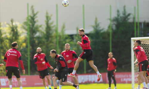 Mbrojtësi i Kombëtares e rrezikon lojën me Serbinë, u lëndua në fundjavë