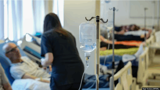 Ligji i bllokuar në Kushtetuese lë qytetarët pa sigurime shëndetësore