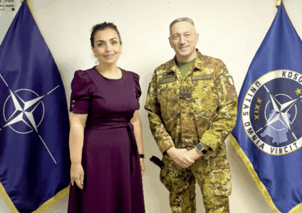 Osmani takohet me komandatin e KFOR-it: Flasin për situatën e sigurisë në Kosovë