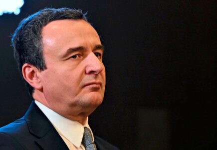 Kurti futet në afatin kushtetues prej 15 ditësh pa asnjë koalicion – A do të arrijë t’i bëjë 61 për Qeverinë e re?