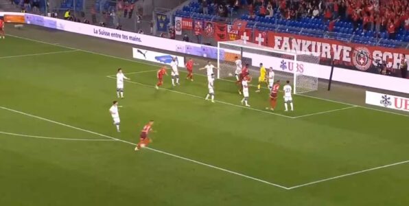 Zvicra e ndëshkon Kosovën, Akanji shënon me kokë