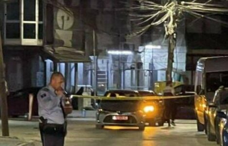 Raportohet për gjuajtje me armë në “Tophane”, policia e rrethon zonën