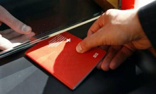 Pesë mënyra se si mund ta përshpejtoni rrugën tuaj për shtetësinë zvicerane