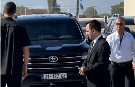 Aksidentohet eskorta e Kryetarit të Kuvendit