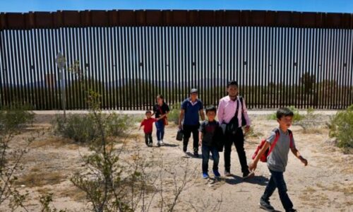 Irani konfirmon dëbimin e 120 shtetasve iranianë nga SHBA-ja