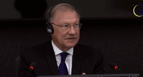 Vazhdon dëshminë diplomati britanik në rastin ndaj ish-krerëve të UÇK-së