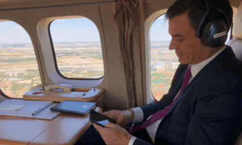 I prishet aeroplani, kryeministri spanjoll s’mund të shkojë në Paris për takimin me liderët europianë, merr pjesë ‘online’