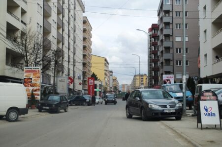 Fushë Kosovë: Gjyshi raporton në polici se mbesa e tij 13-vjeçare është zhdukur