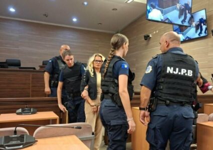 Del para gjykatës punëtorja e OSBE-së që spiunoi për BIA-n