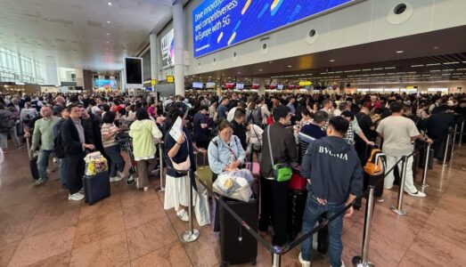 Kaos në aeroportet evropiane pas një sulmi kibernetik, gjysma e fluturimeve anulohen